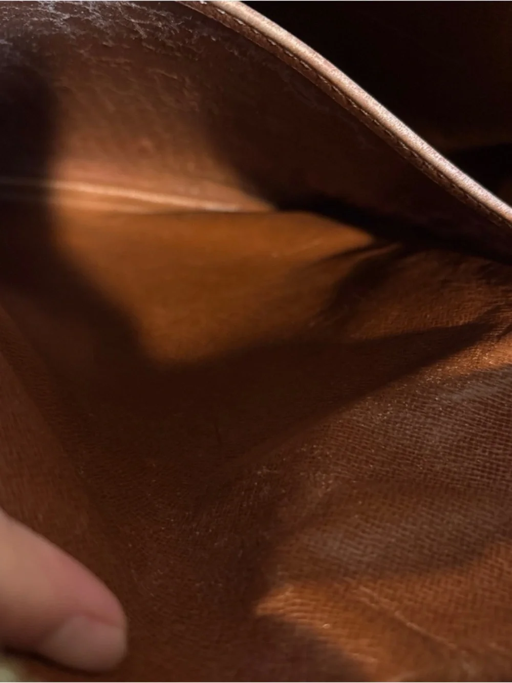 Louis Vuitton MM Danube Monogram Shoulder Bag - Picture 9 of 14